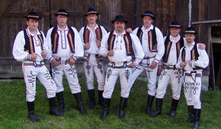 4. fotografia fotogalérie Združenia v obci / DFSk Markovec - foto