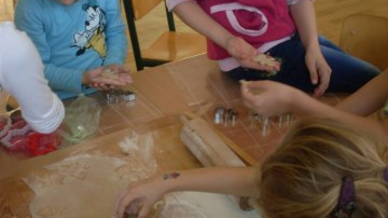 Fotografia fotogalérie Pečenie a výzdoba medovníčkov ...