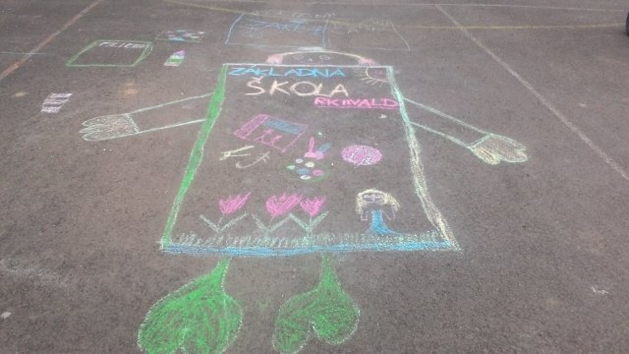 Fotografia fotogalérie Logo školy