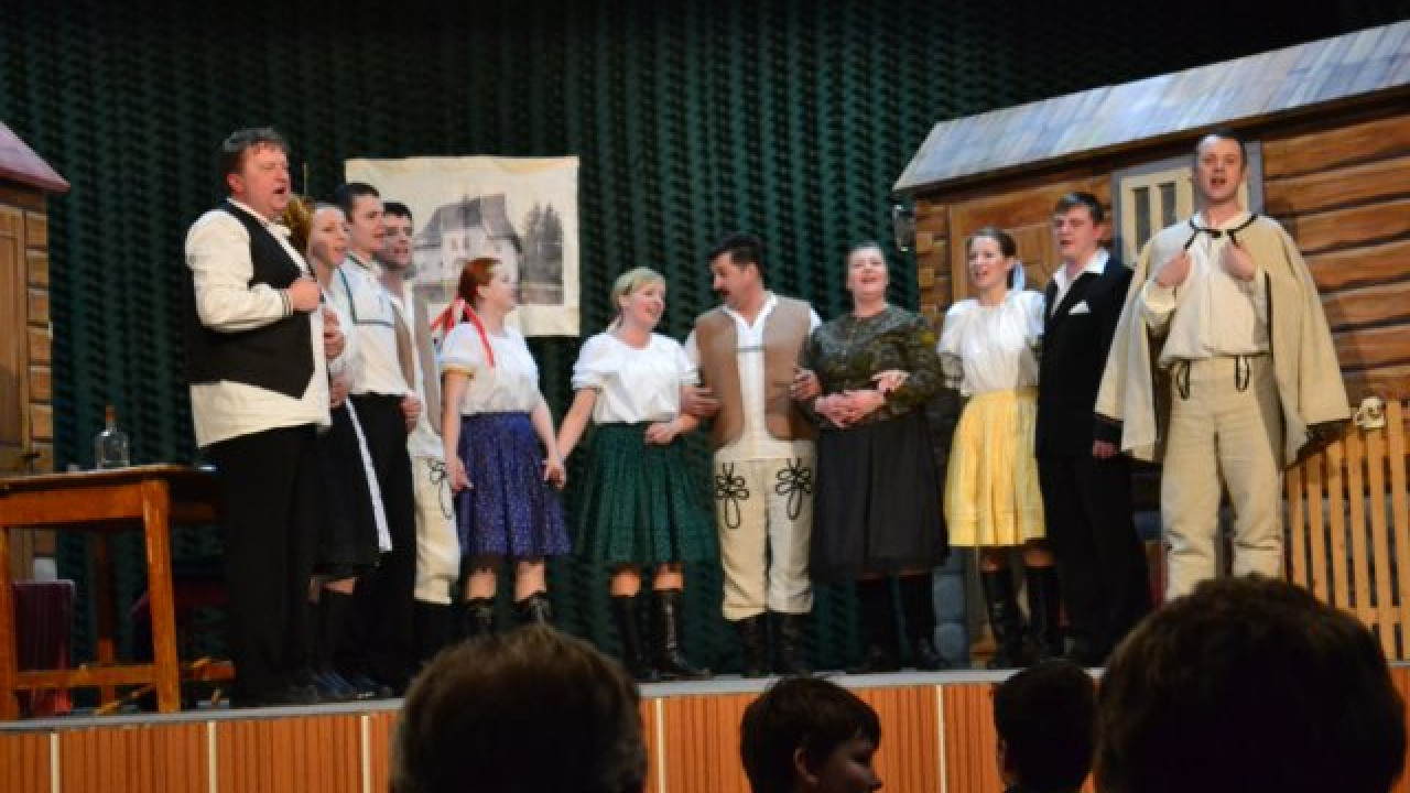 Fotografia fotogalérie Divadelné predstavenie Kobyly