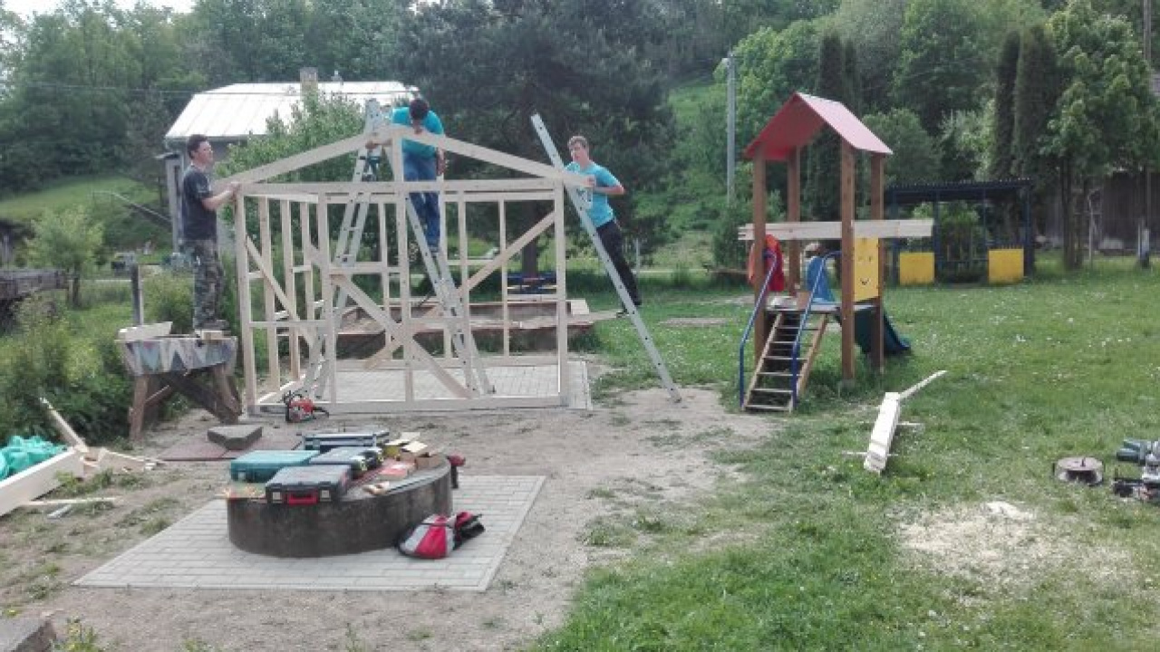 Fotografia fotogalérie zahradny_domcek_pri_zssms