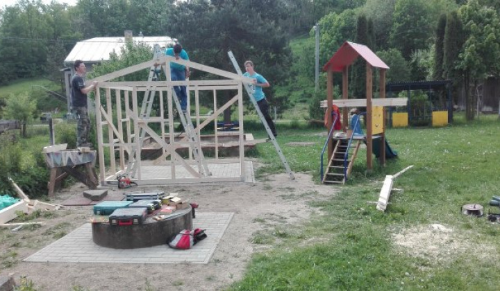 1. fotografia fotogalérie zahradny_domcek_pri_zssms