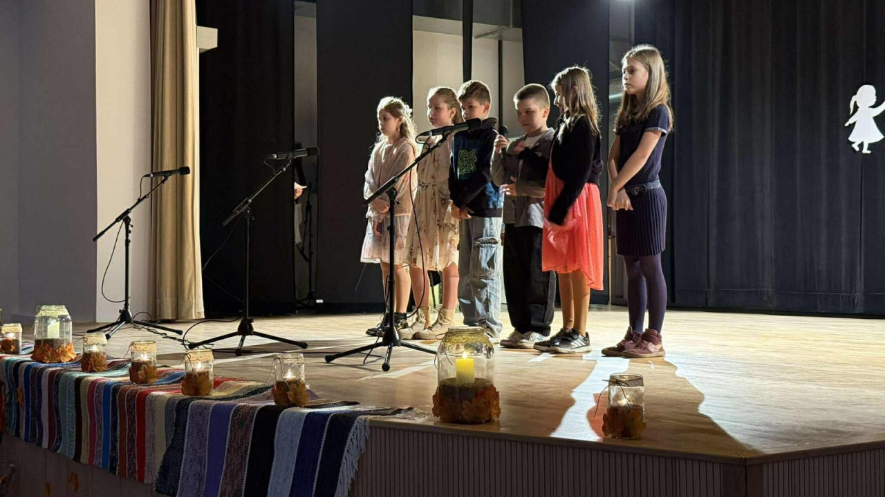 Fotografia fotogalérie Posedenie s dôchodcami